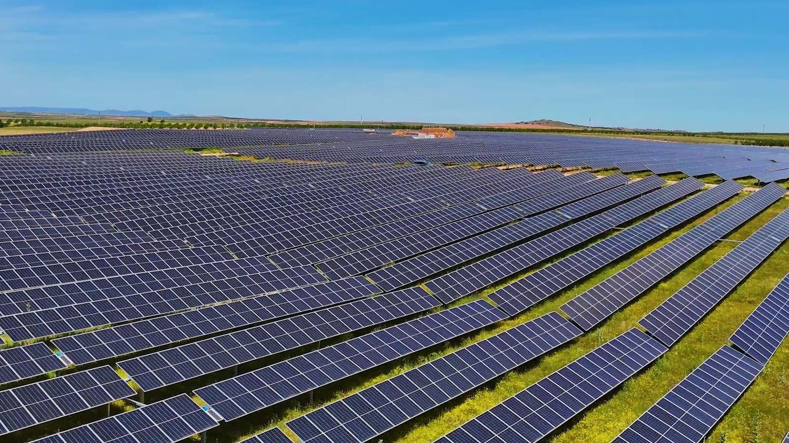 Ground-mounted solar used 2,798 hectares of land in Italy in 2025