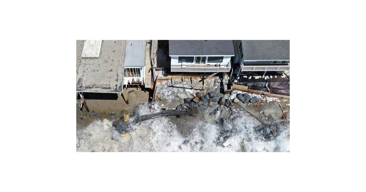 California Braces for Floods as Atmospheric River Threatens