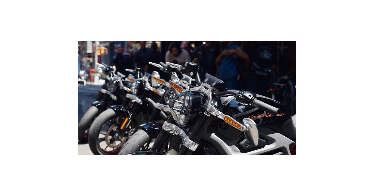 Harley’s Electric Bike Spinoff LiveWire Warns It May Not Survive