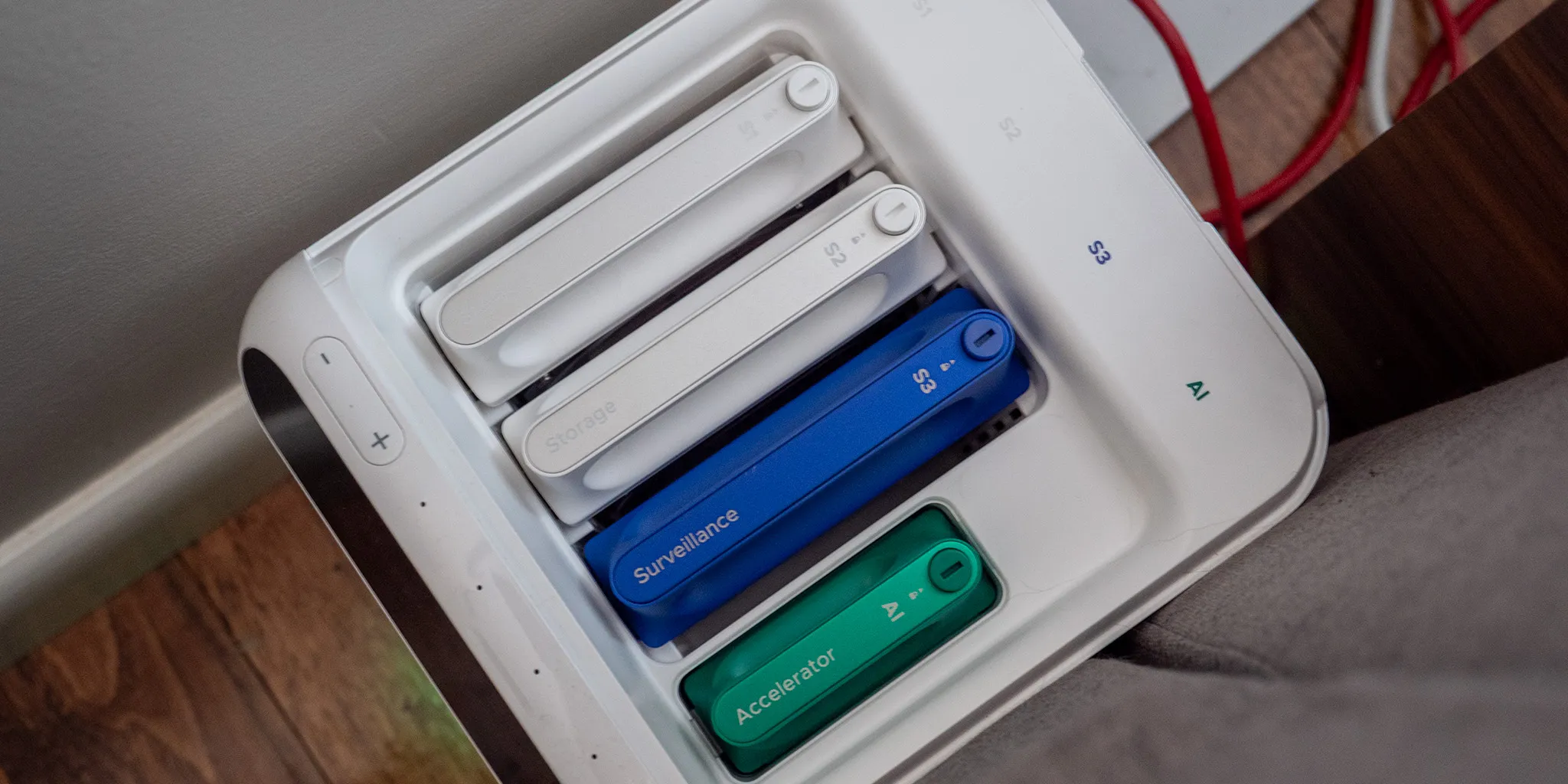 Many of UGREEN’s best NAS units are 10-15% off right now