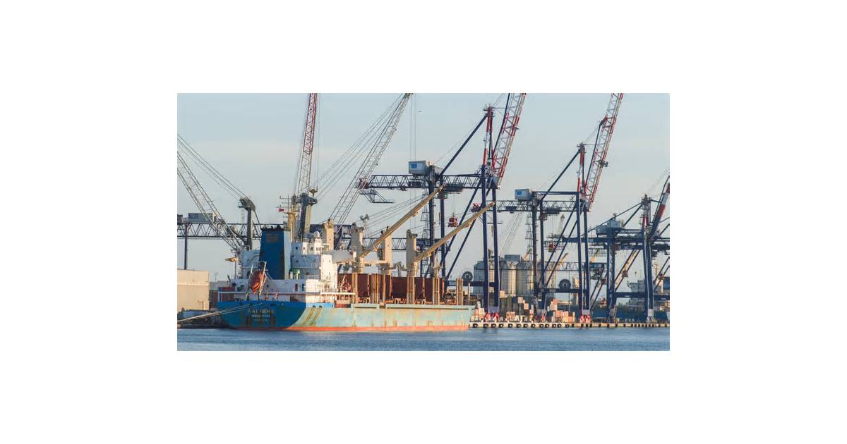 Dockworkers at more than 100 ports to strike against arms shipments on Friday