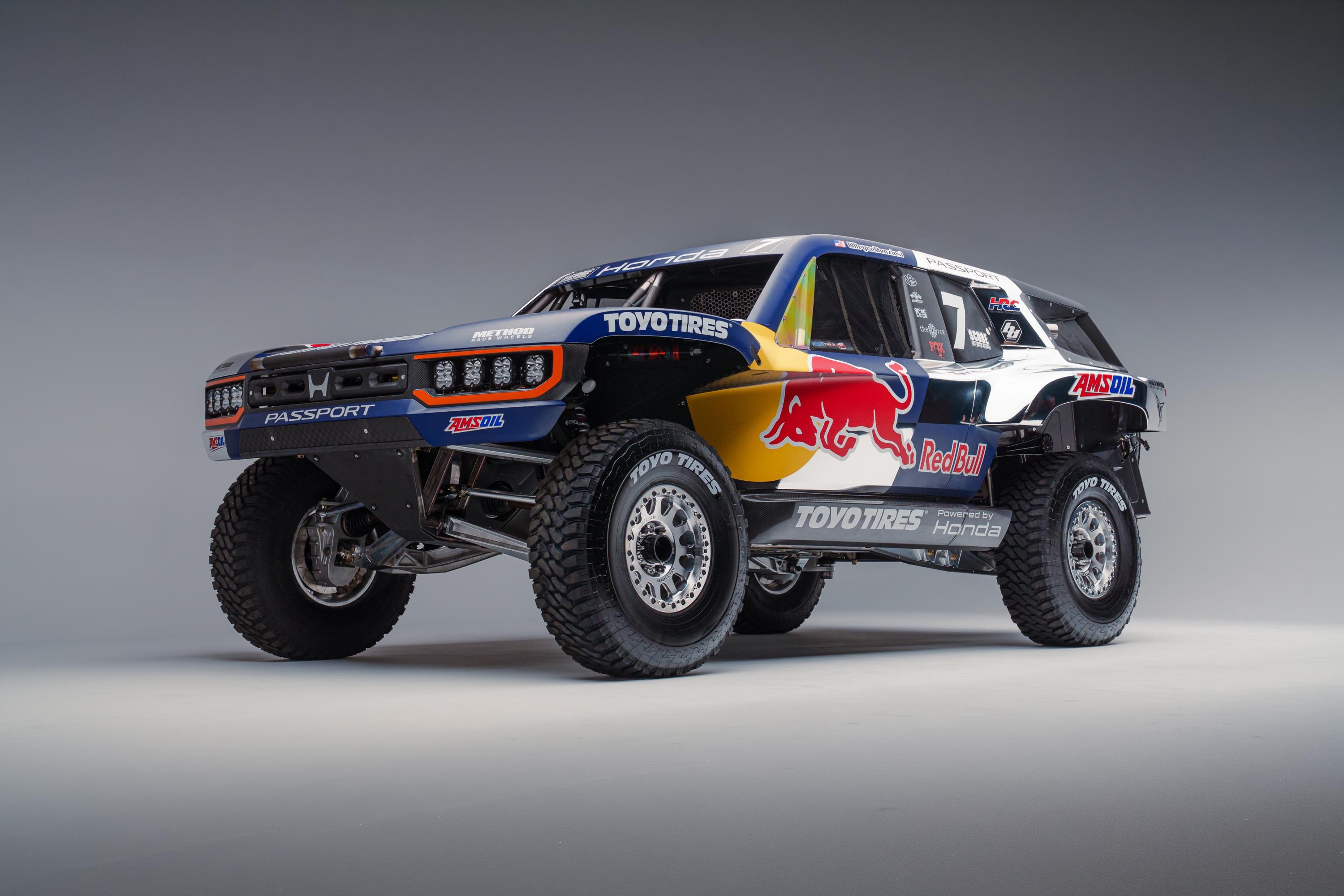 HRC’s 1300-HP Trophy Truck Is the Most Badass Honda Passport Ever