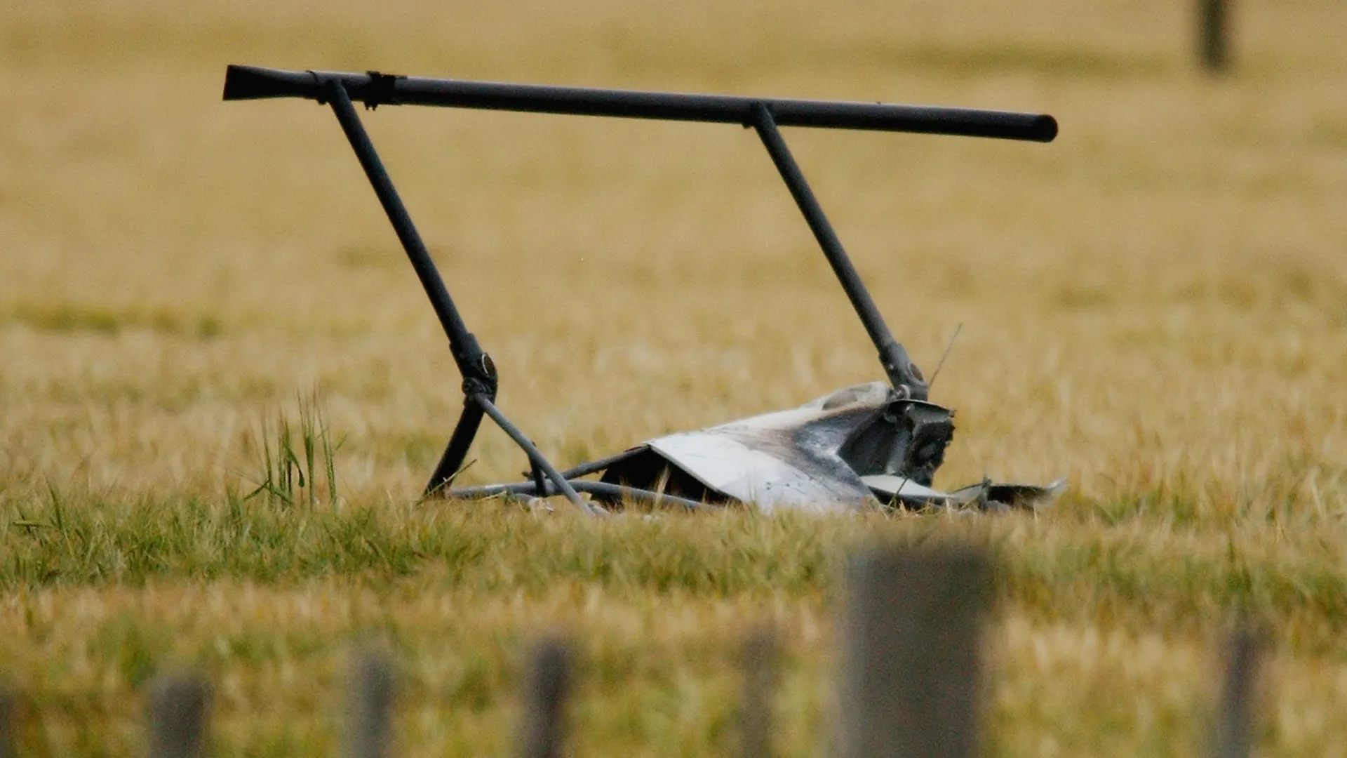 Two helicopters crash into Oregon farm field after midair collision claims three lives