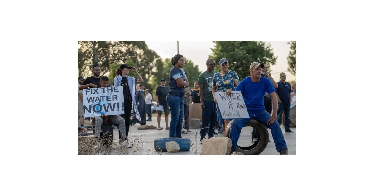 Johannesburg Risks a ‘Total Collapse’ of Its Water Network