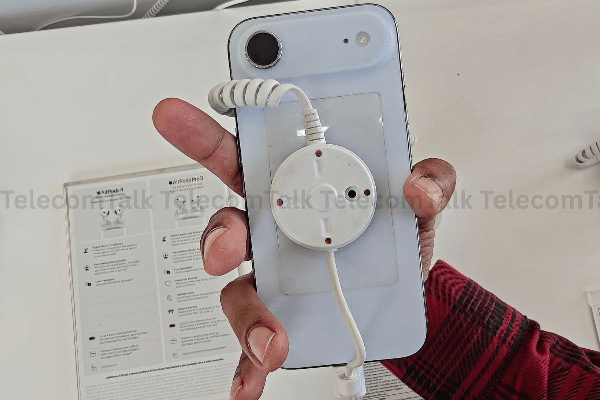 iPhone Air 2 Could Feature High Refresh Rate OLED Display