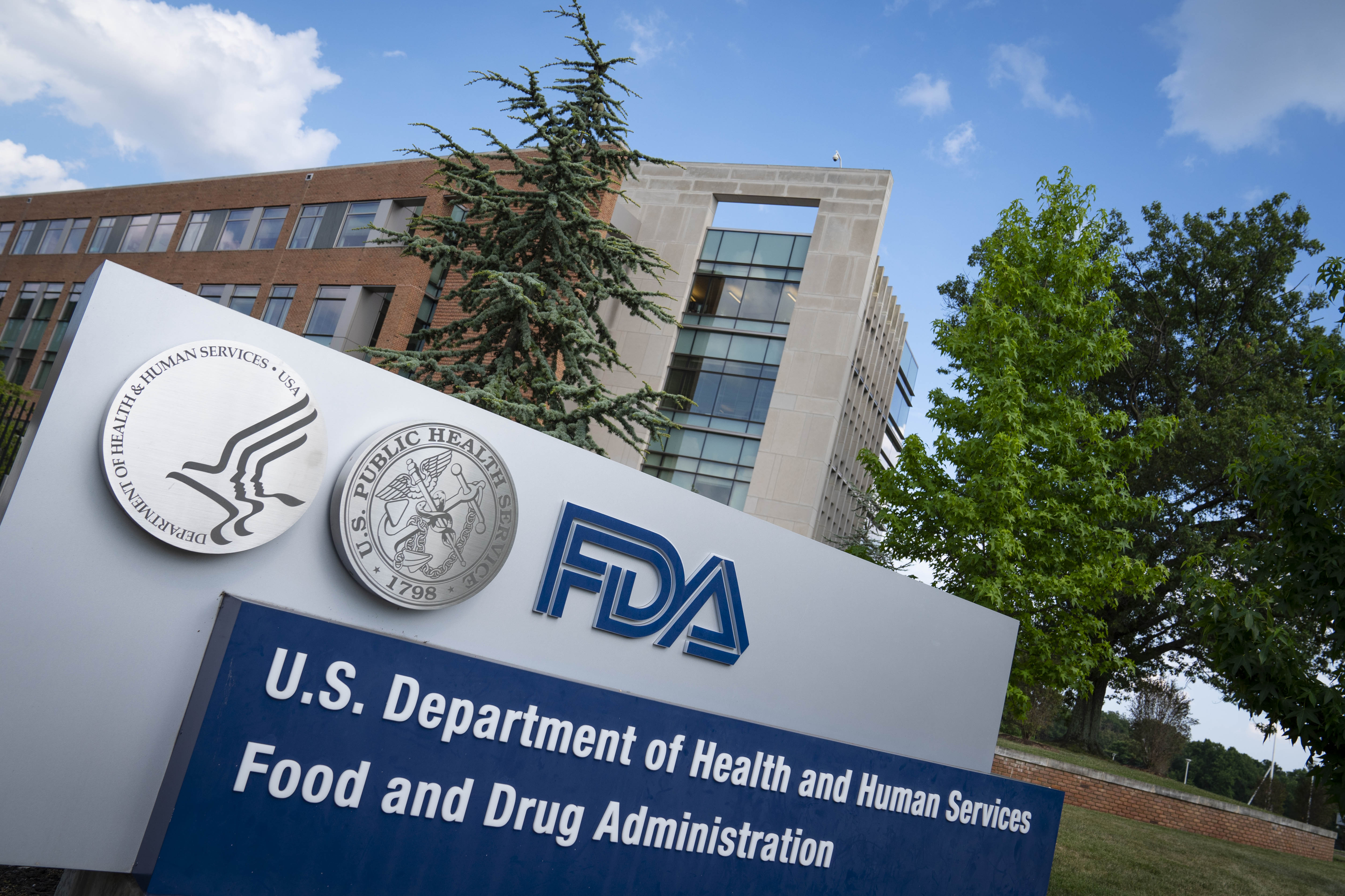 STAT+: FDA, CMS scramble to avoid regulatory logjam as more states look to test AI in clinical settings