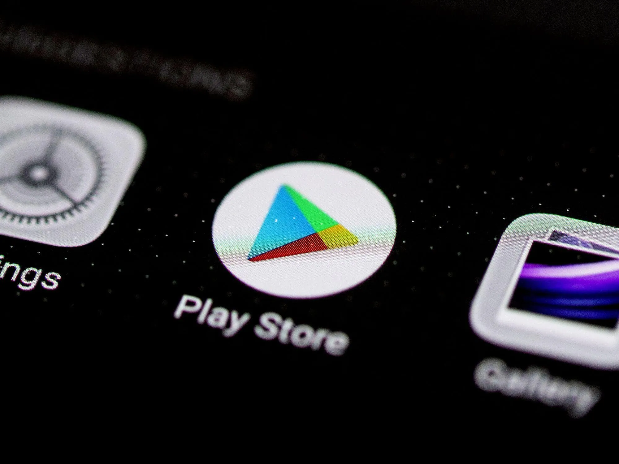Sideloading on Android: What Google's new rules mean for rival app stores