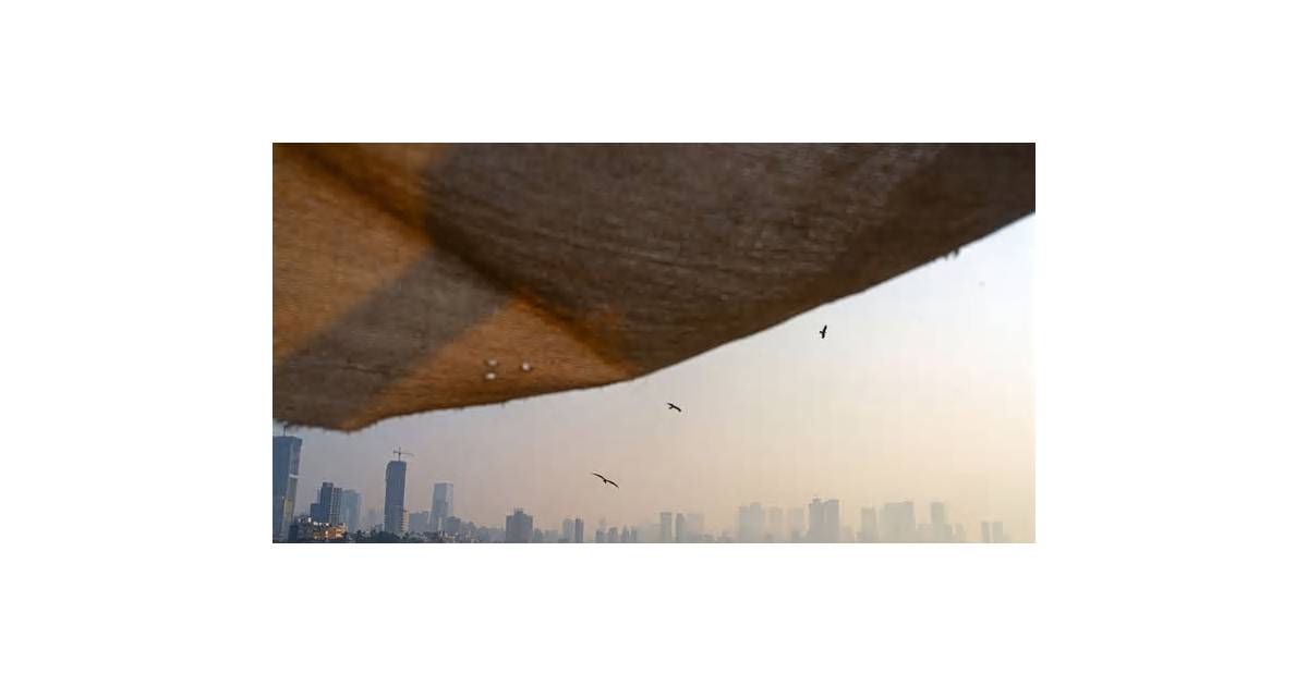 India Funds Leave Investors Clueless on Climate Risk, Study Says