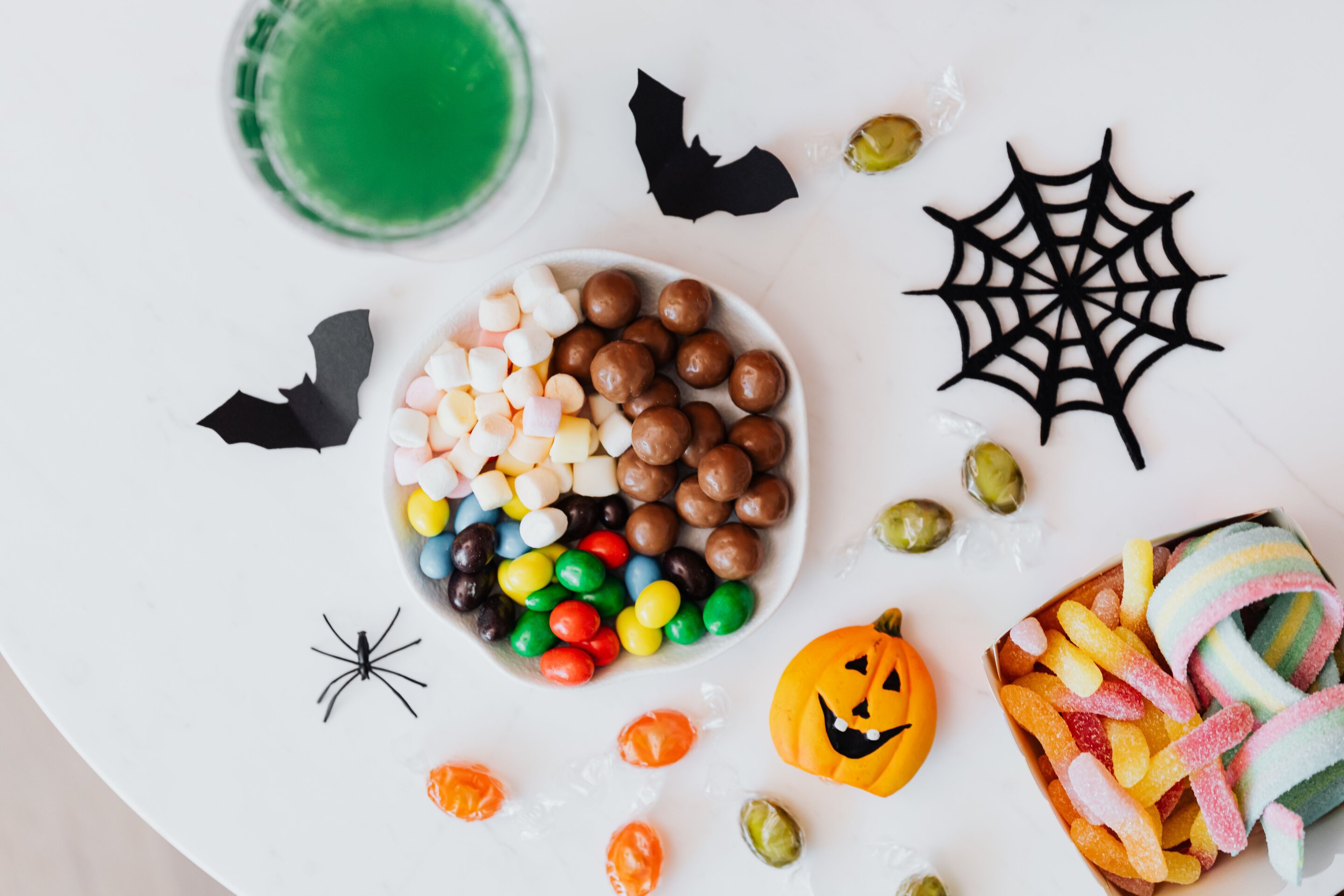 Halloween is typically a massive candy fest for kids—but it doesn't have to be