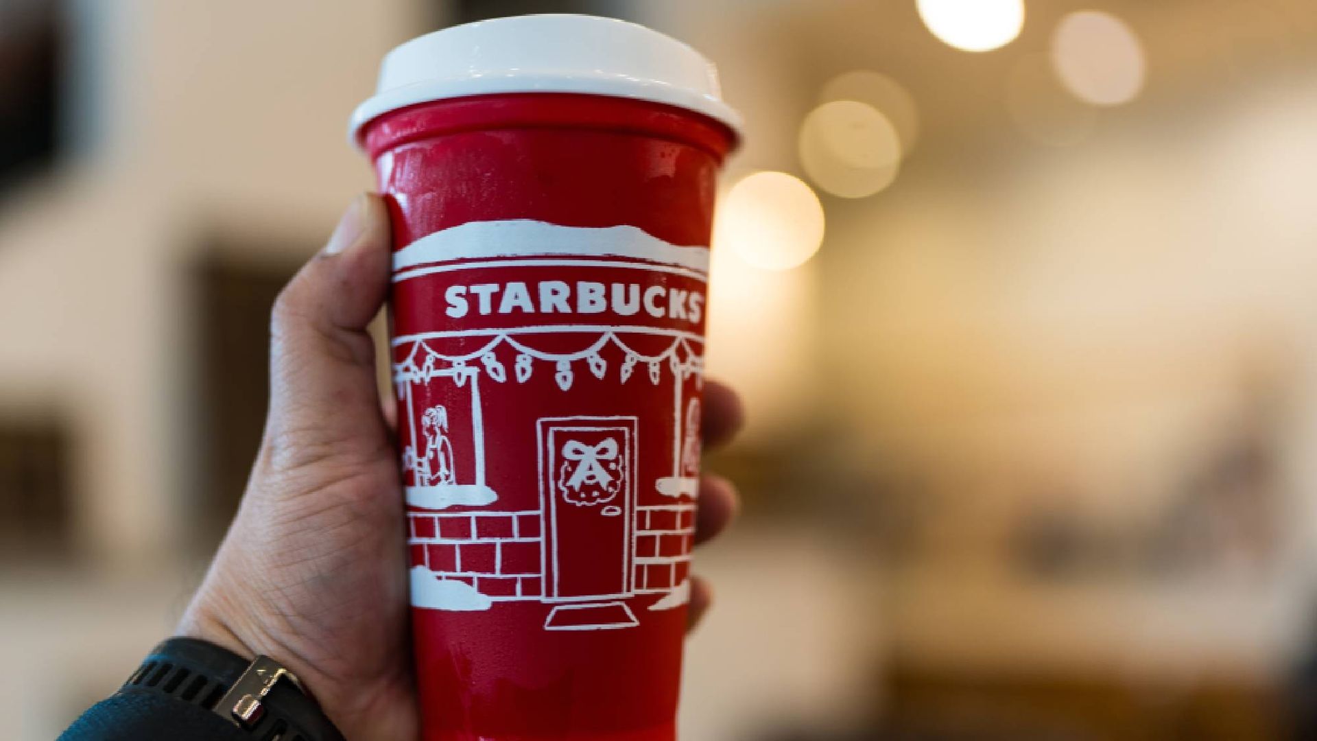 Starbucks Red Cup Day 2026: The exact date and the trick to secure your free cup