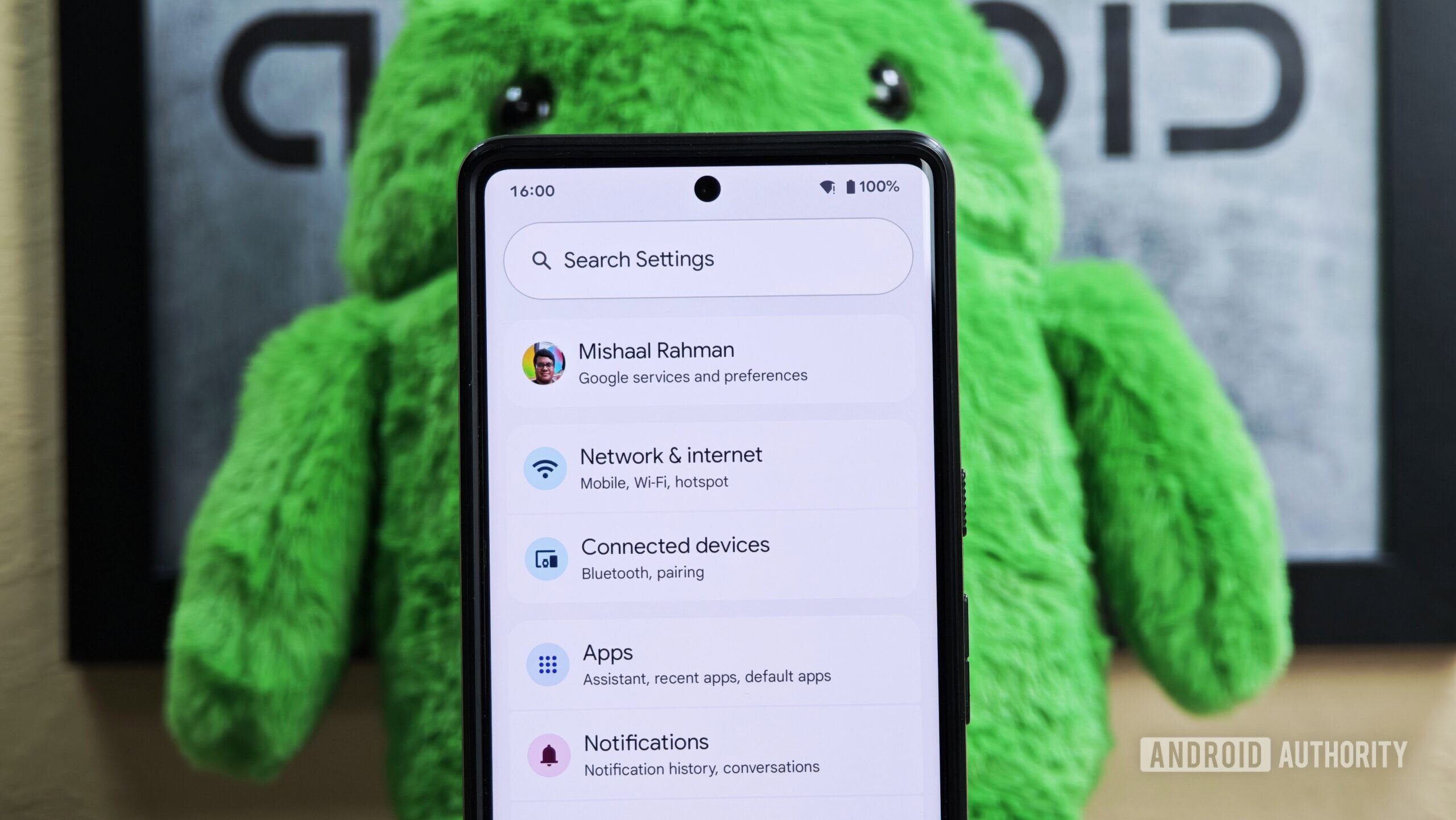 Google is testing an iOS-style Family hub on the Pixel