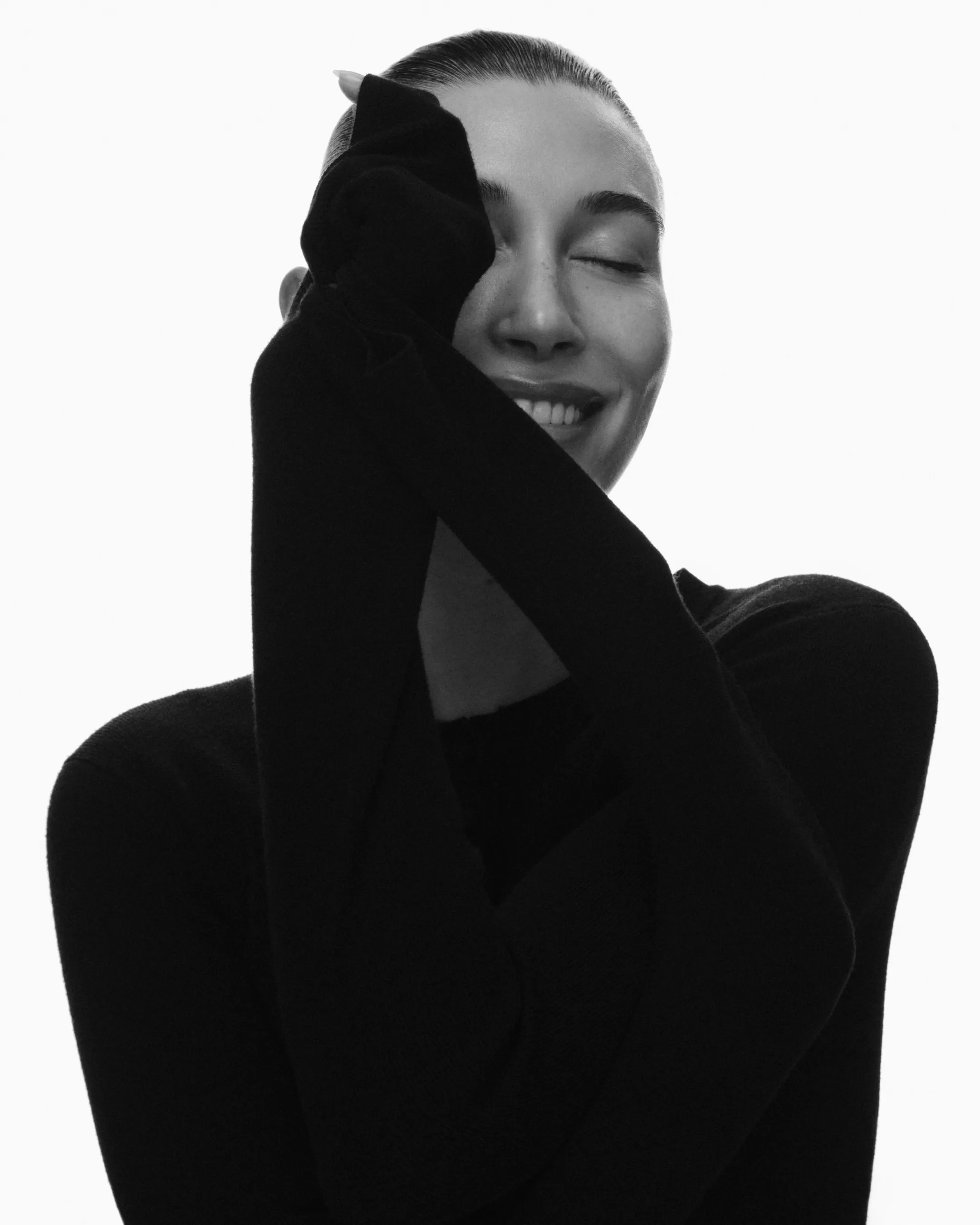 EXCLUSIVE: Hailey Bieber Opens Up About Women’s Health as Rhode Commits $5 Million to Research