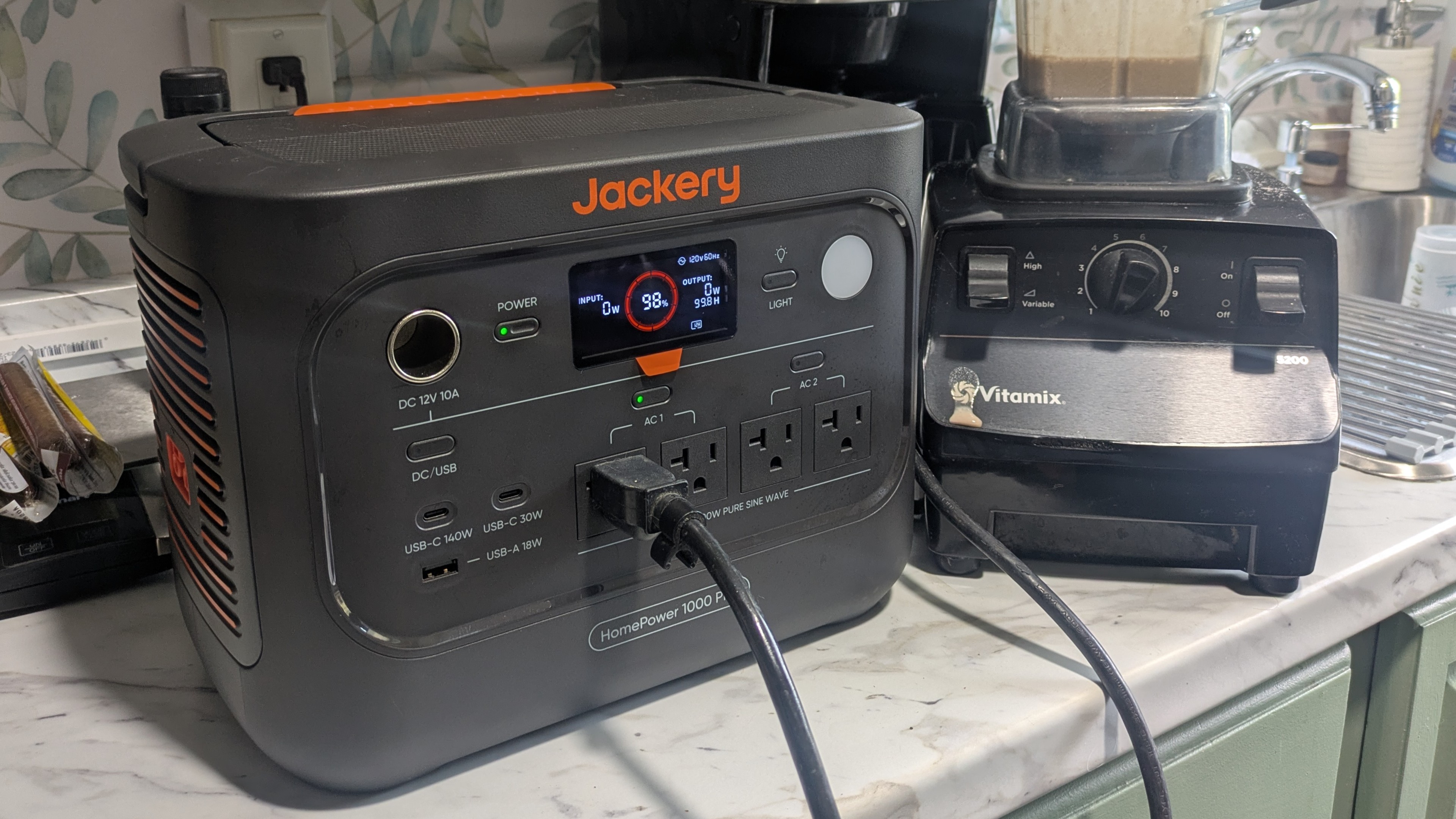 HomePower 1000 Plus v2: Portable Power Put To Use