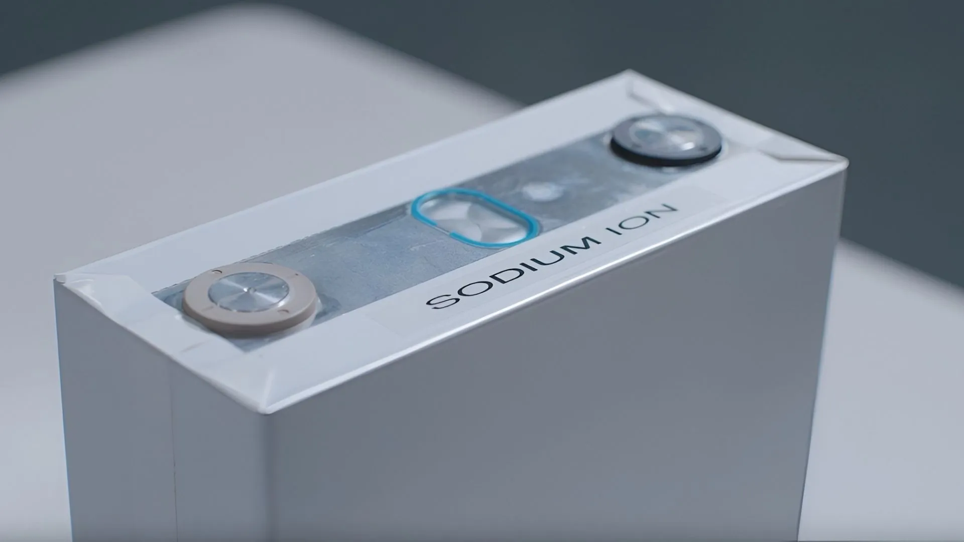 New polymer electrolyte helps sodium batteries retain 90% capacity after 1,000 cycles