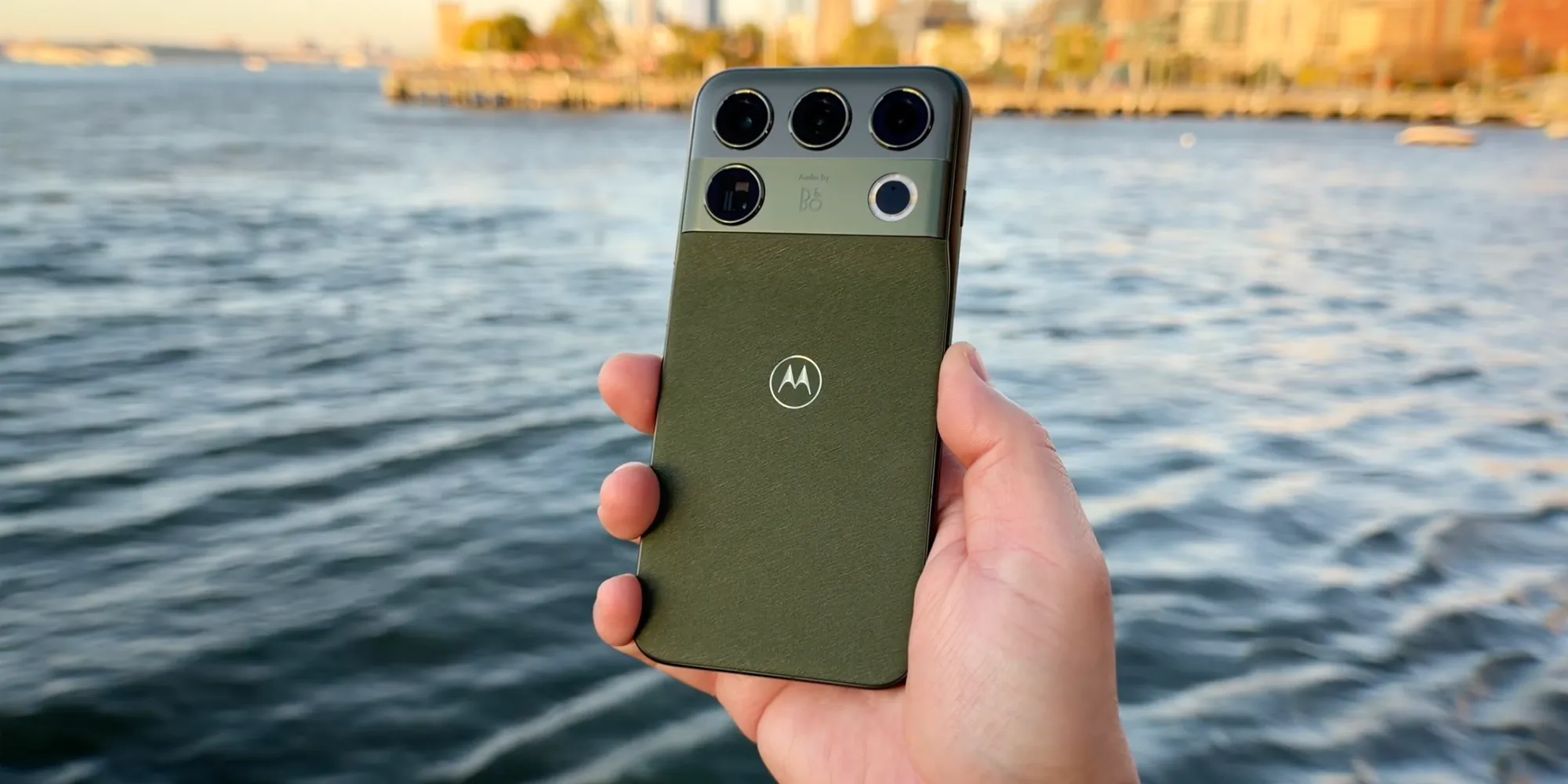 Motorola Signature 27 specs detailed in new video, including Tandem OLED display