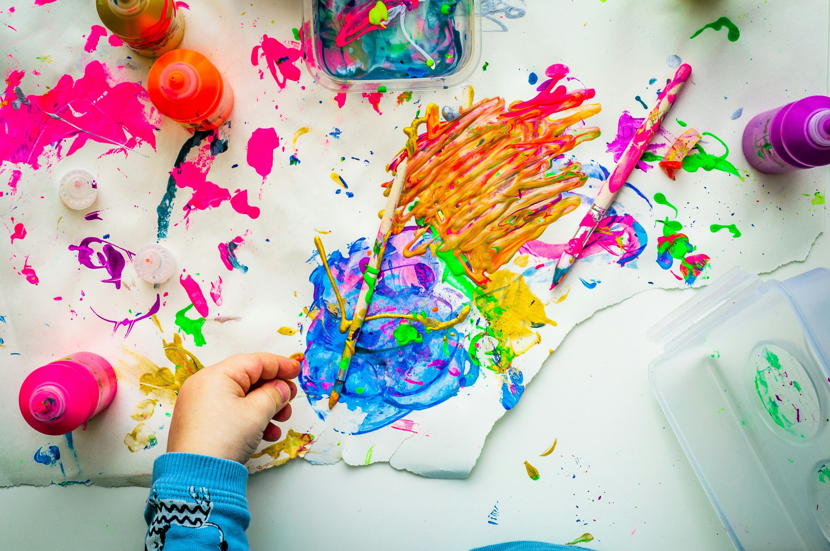 Twin study links artistic, but not scientific, creativity to poorer mental health
