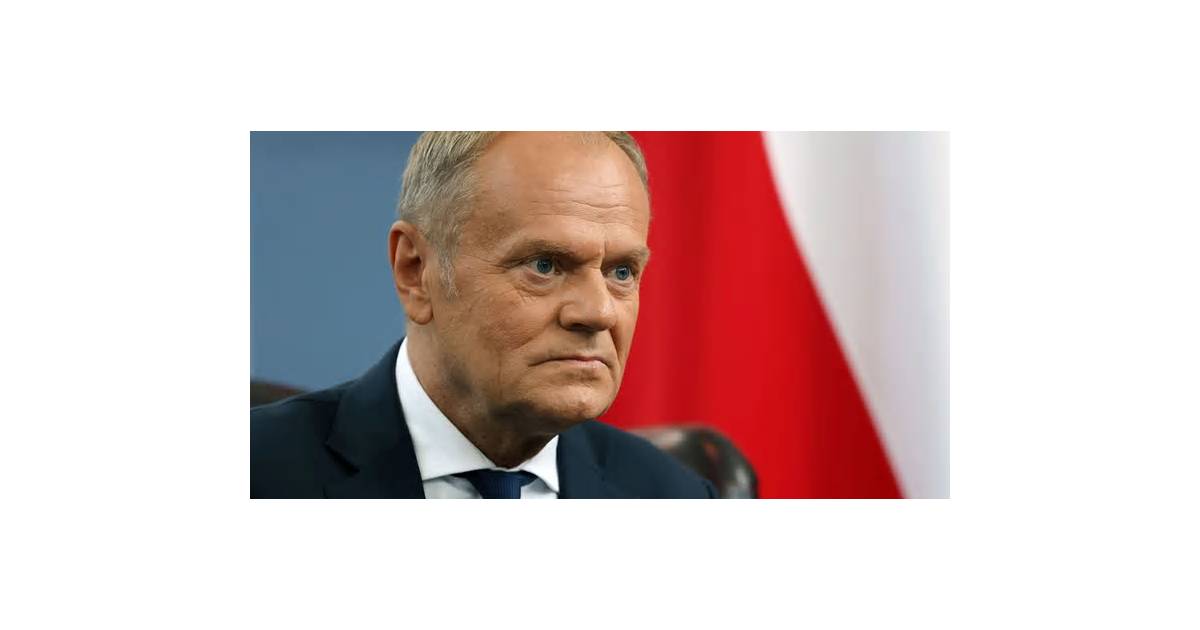 Polish Premier Tusk Says He Won’t Back Down in Top Court Feud
